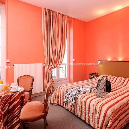 Hotel Restaurant Emile Job Montmerle-sur-Saone Exterior foto