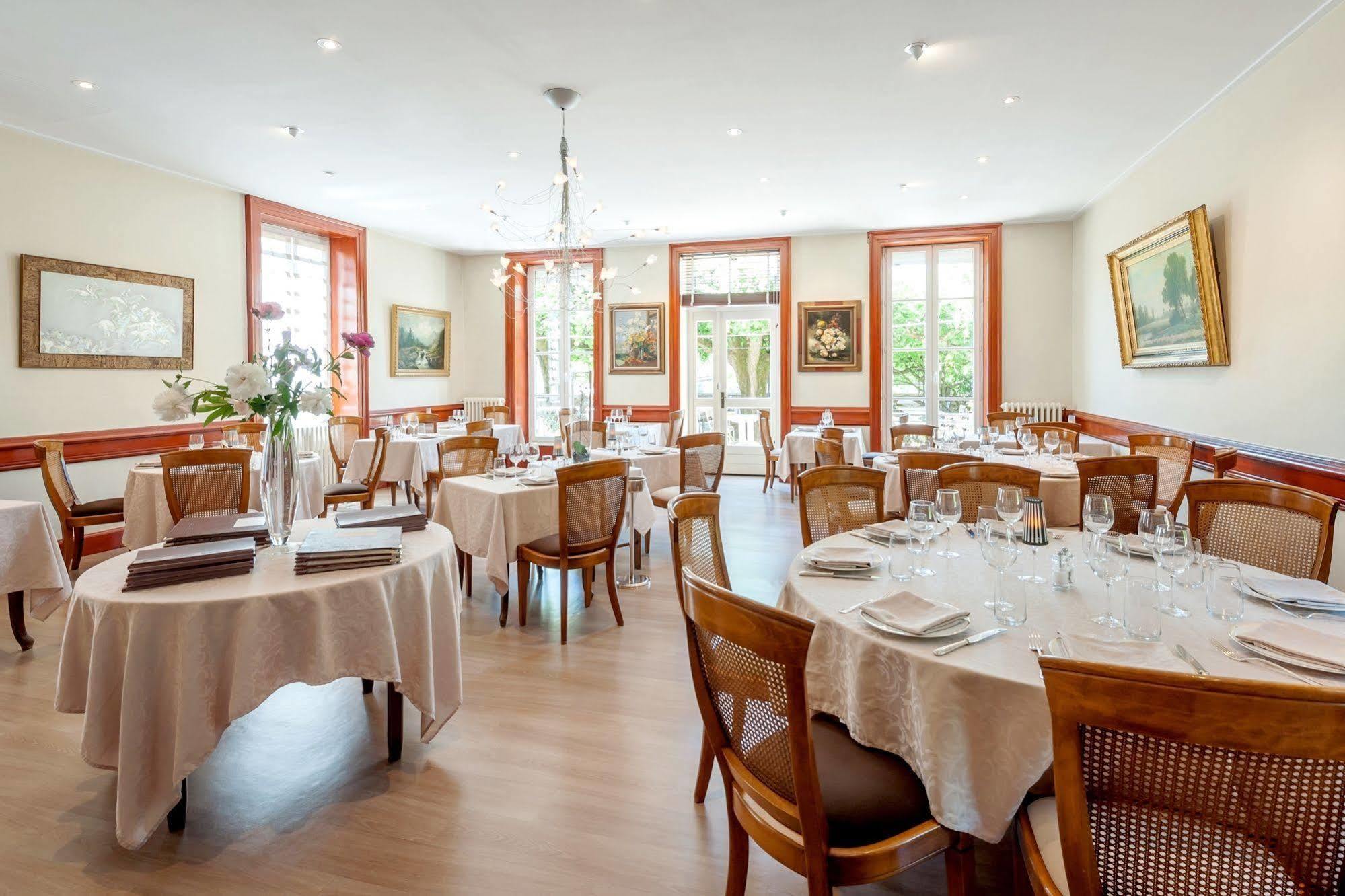 Hotel Restaurant Emile Job Montmerle-sur-Saone Exterior foto