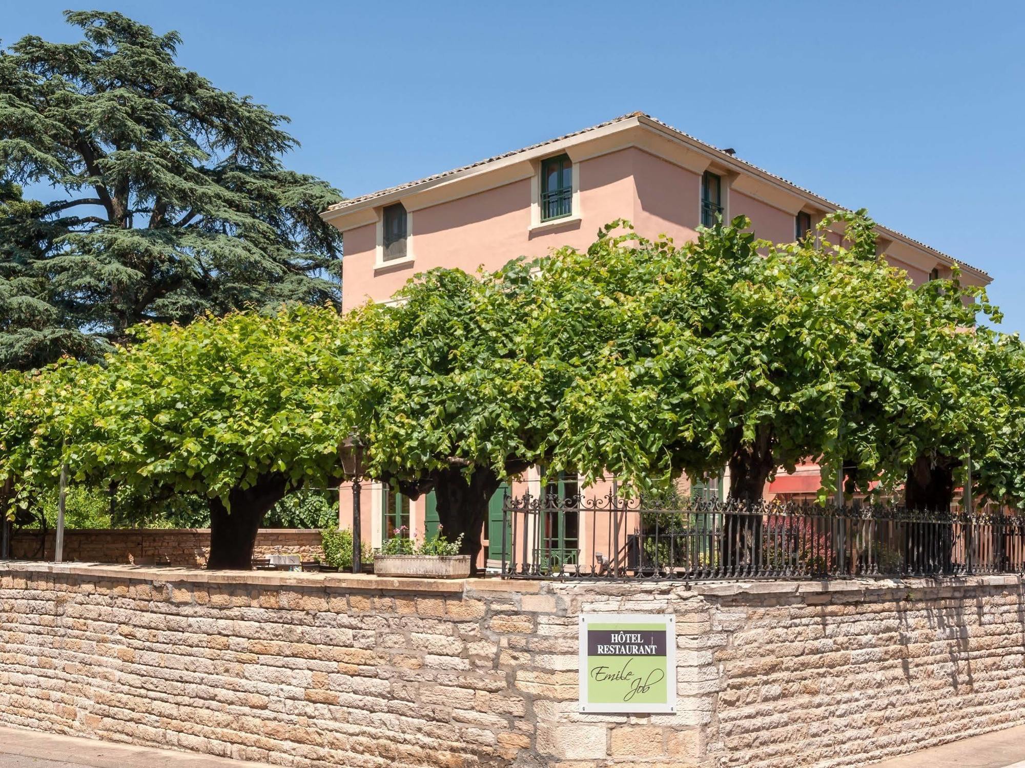 Hotel Restaurant Emile Job Montmerle-sur-Saone Exterior foto